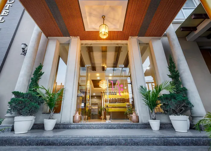 Sabrina 4* Kathmandu